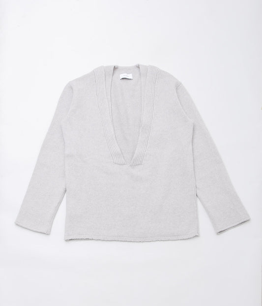 LEA BOBERG''KNITTED V NECK JUMPER (SCOTTISH LAMBSWOOL)'' (STONE)