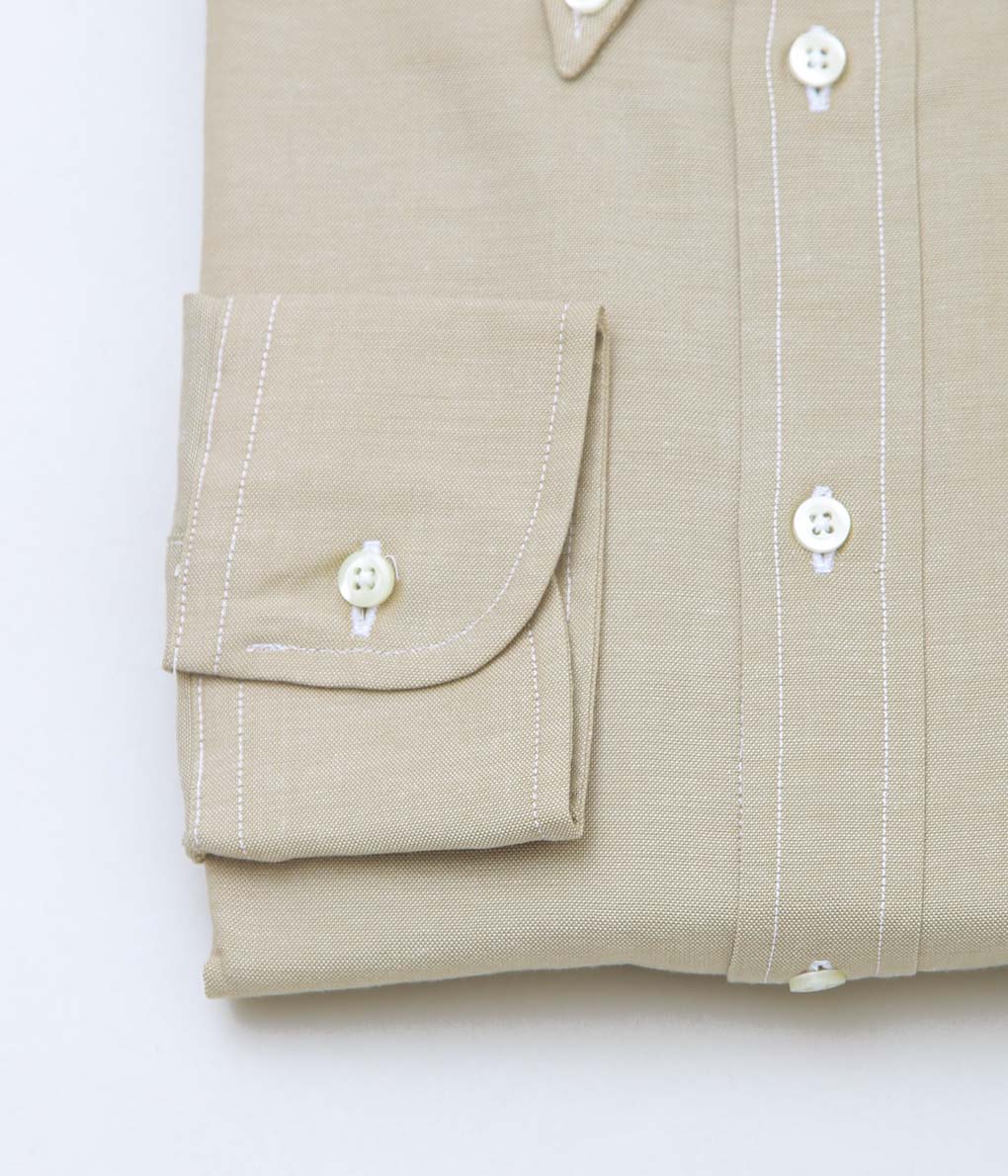 INDIVIDUALIZED SHIRTS ''NATURAL COTTON CLASSIC FIT BUTTON SHIRTS''(BEIGE)