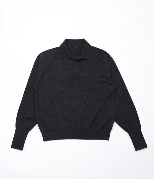 COMOLI ''カシミヤ スキッパーニット'' (CHARCOAL)