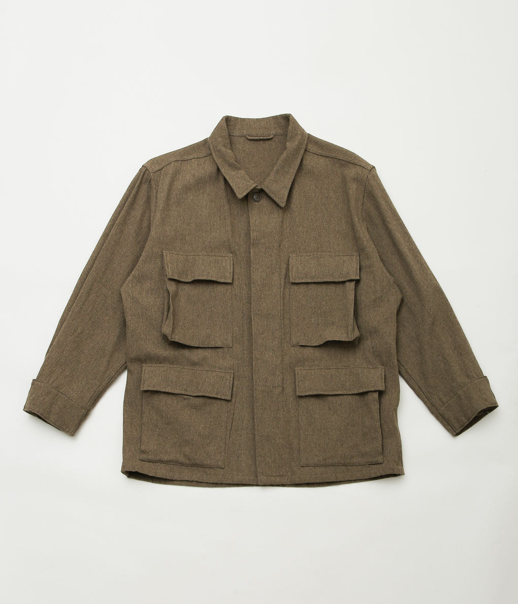 COMOLI ''KHAKI BDU JACKET'' (KHAKI)