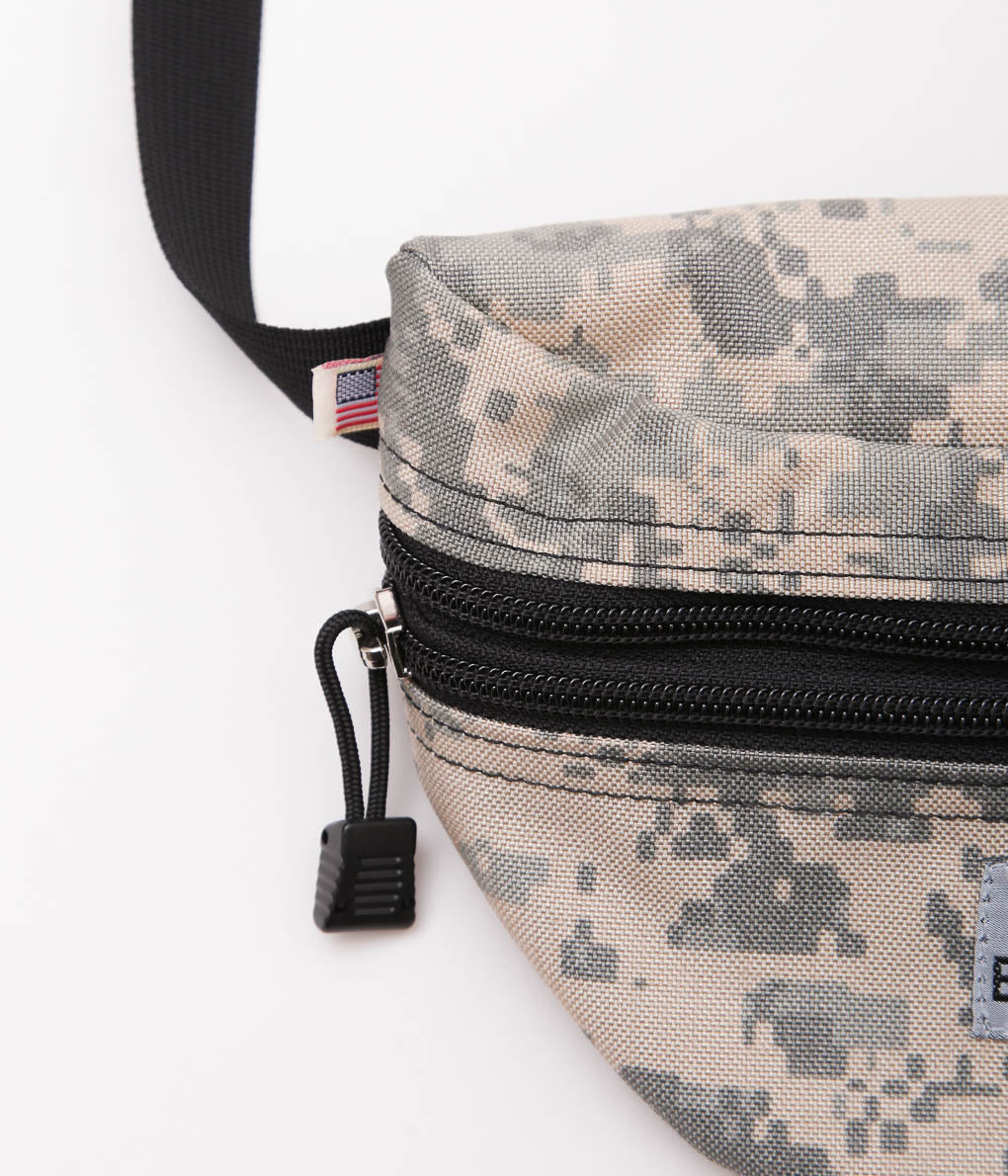 BATTLE LAKE ''WAIST POUCH DOUBLE ZIPPER'' (DIGITAL CAMO)