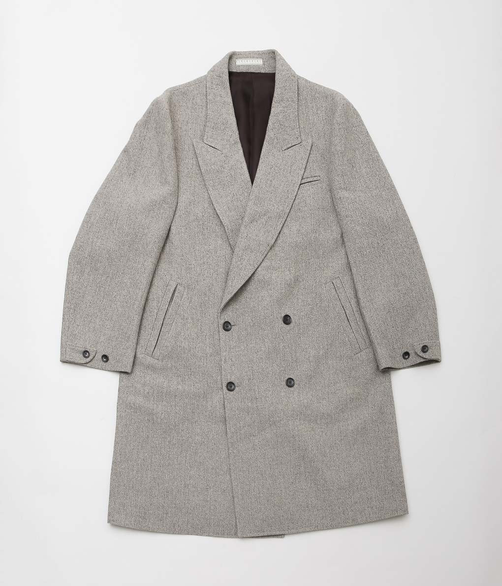 GORSCH ''HERRING BONE WOOL PEAKED LAPEL COAT'' (OFF WHITE)