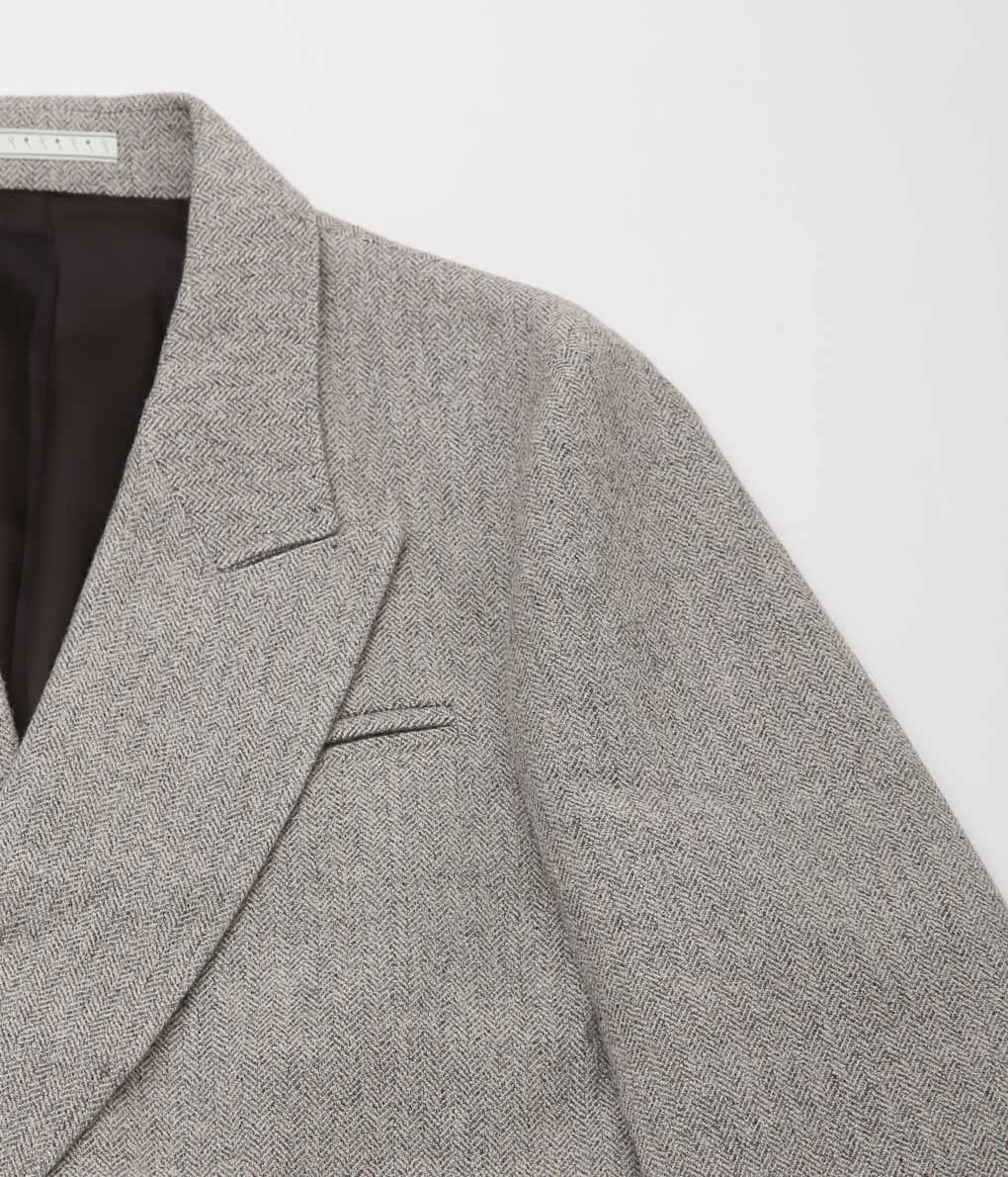 GORSCH ''HERRING BONE WOOL PEAKED LAPEL COAT'' (OFF WHITE)