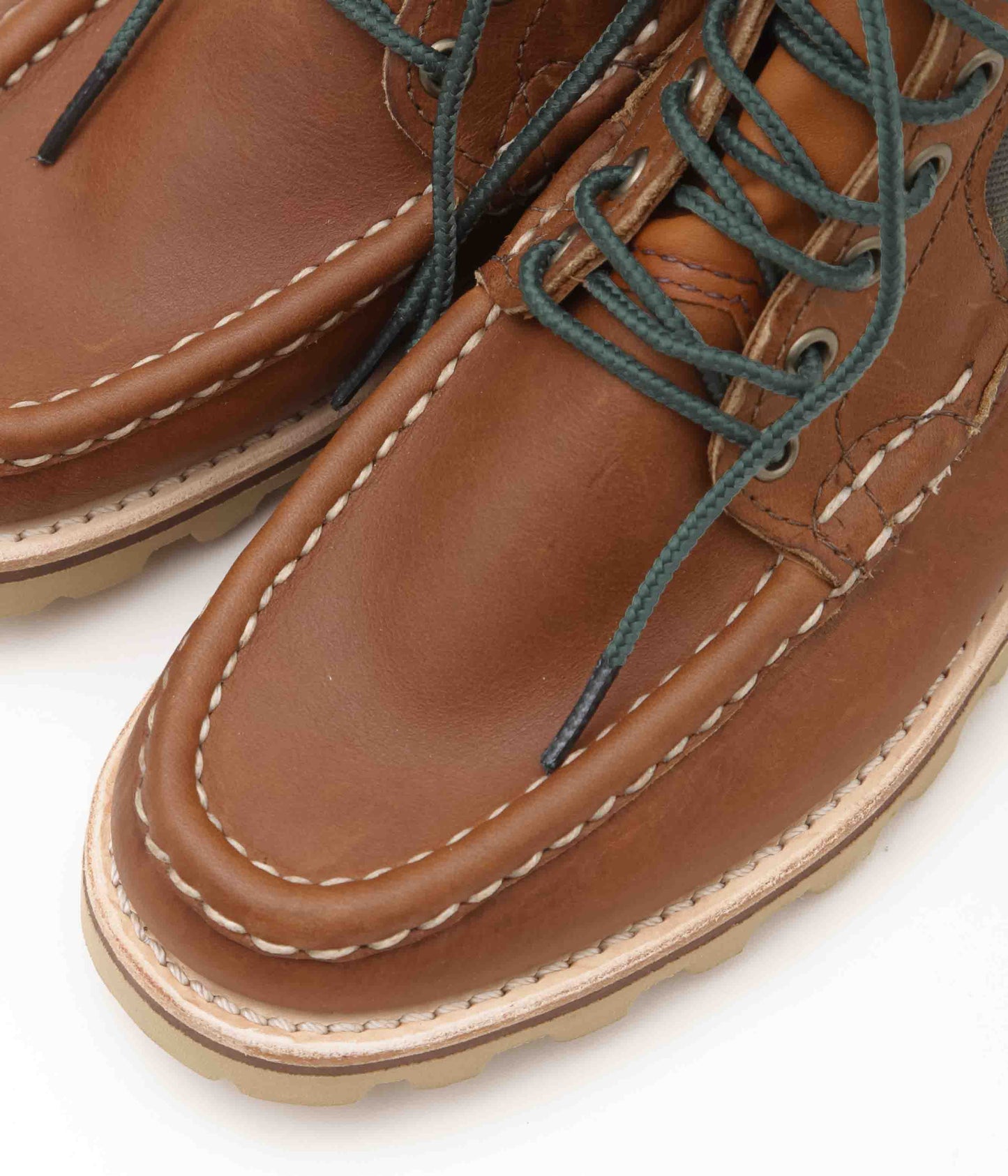 RUSSELL MOCCASIN ''TRAIL BOOT'' (CHESNUT)