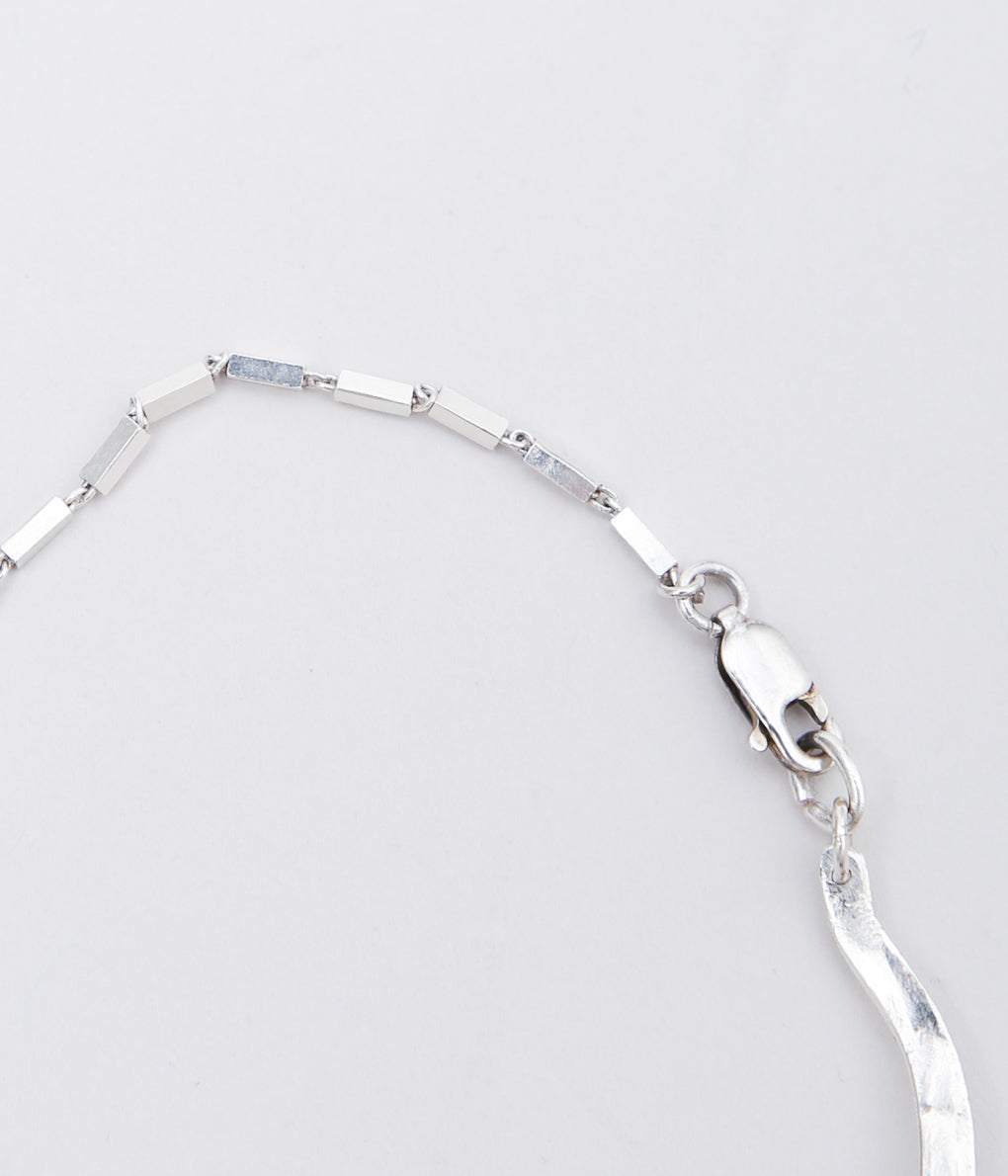 ORNAMENT &amp; CRIME ''BANGLE WITH CHAIN'' (STERLING SILVER)