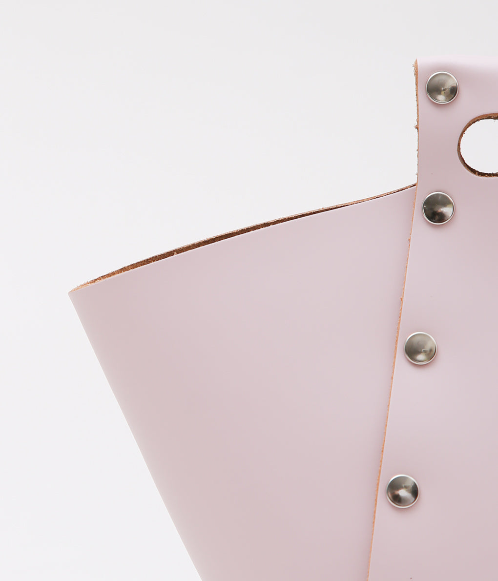 HENDER SCHEME ''ASSEMBLE PYRAMID BAG S'' (PINK)