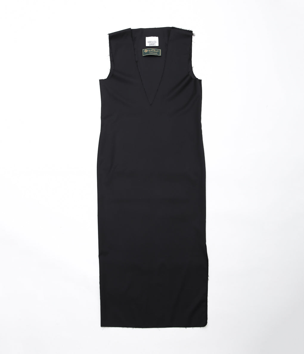 GABRIELA COLL GARMENTS ''NO.61 LONG V NECK DRESS'' (BLACK)