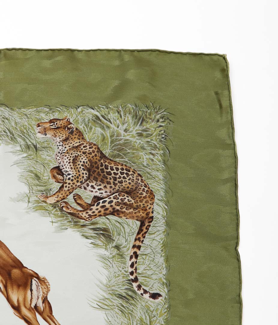 VINTAGE ACCESARIES''HERMÈS CARRE ⓷'' (ASSO)