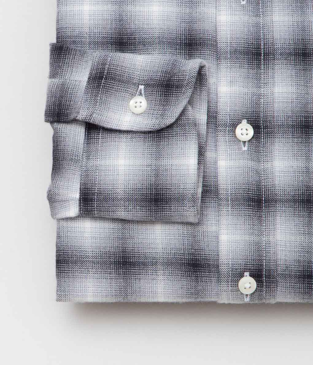 INDIVIDUALIZED SHIRTS ''SNOWY MOUNAIN PLAID CLASSIC FIT BUTTON DOWN SHIRTS'' (BLACK)