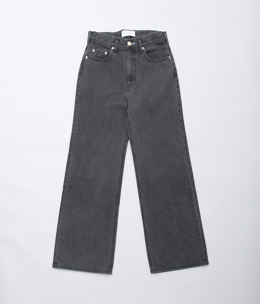 TU ES MON TRESOR ''THE AQUAMARINE JEAN'' (SOLID BLACK 3YEAR)