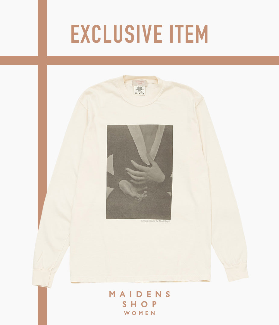 GEORGIA O'KEEFFE ''L/S T-SHIRT "HANDS 1917"'' (IVORY)