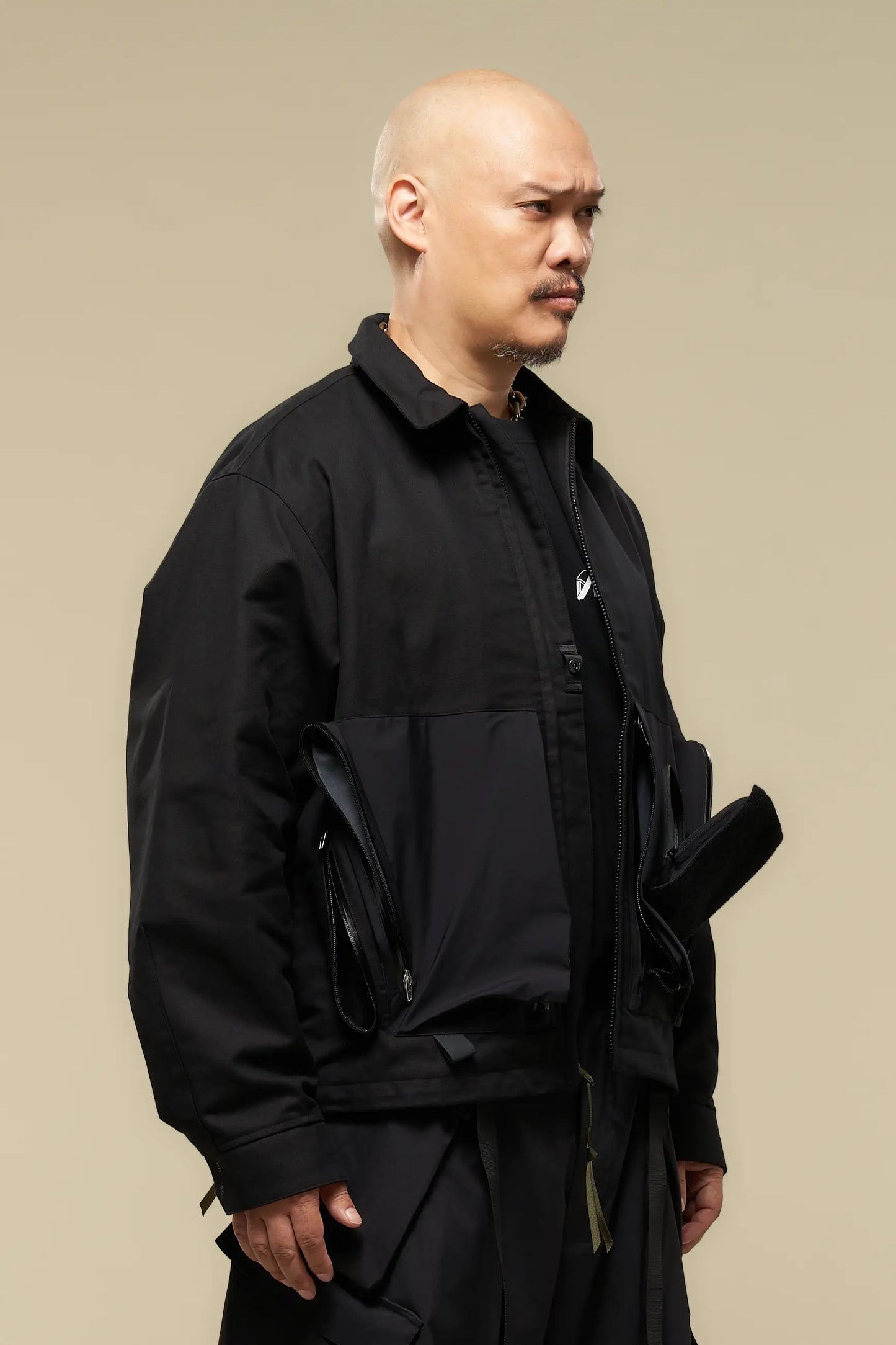 ACRONYM ''J121A-KI RIPSMOLESKIN TECH COACH JACKET'' (BLACK)