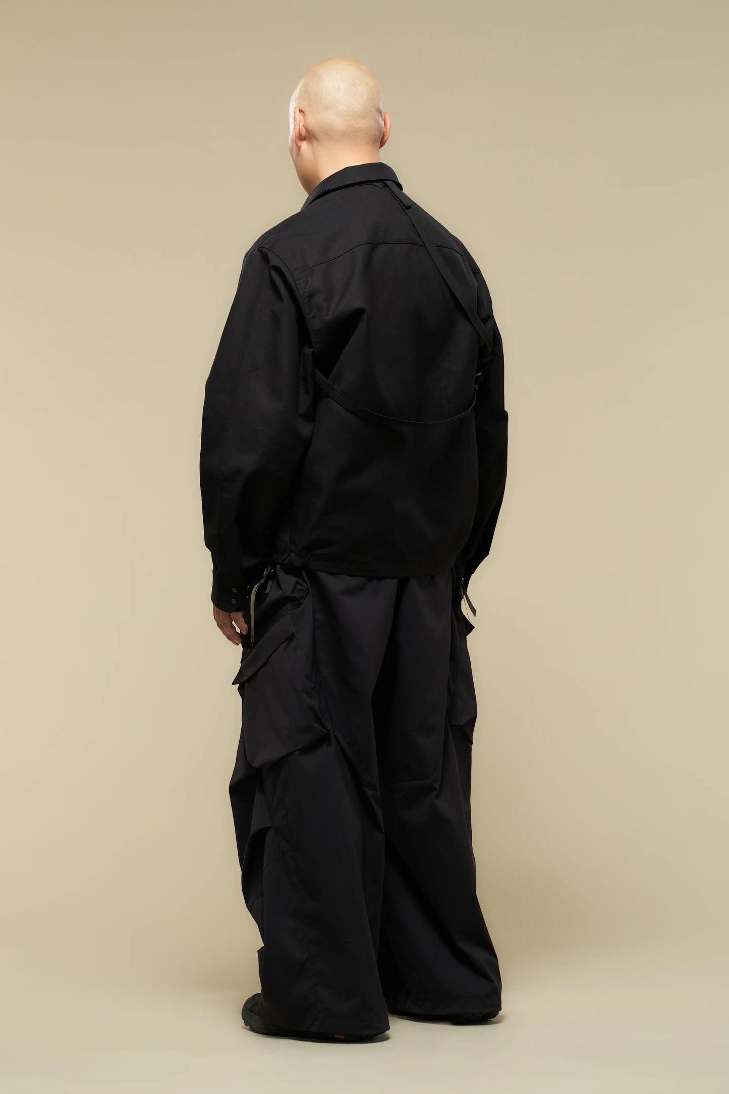 ACRONYM ''J121A-KI RIPSMOLESKIN TECH COACH JACKET'' (BLACK)