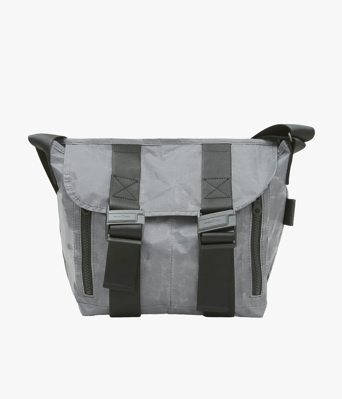 AMIACALVA ''DYNEEMA MESSANGER BAG (S)'' (GRY) – THE STORE BY MAIDENS