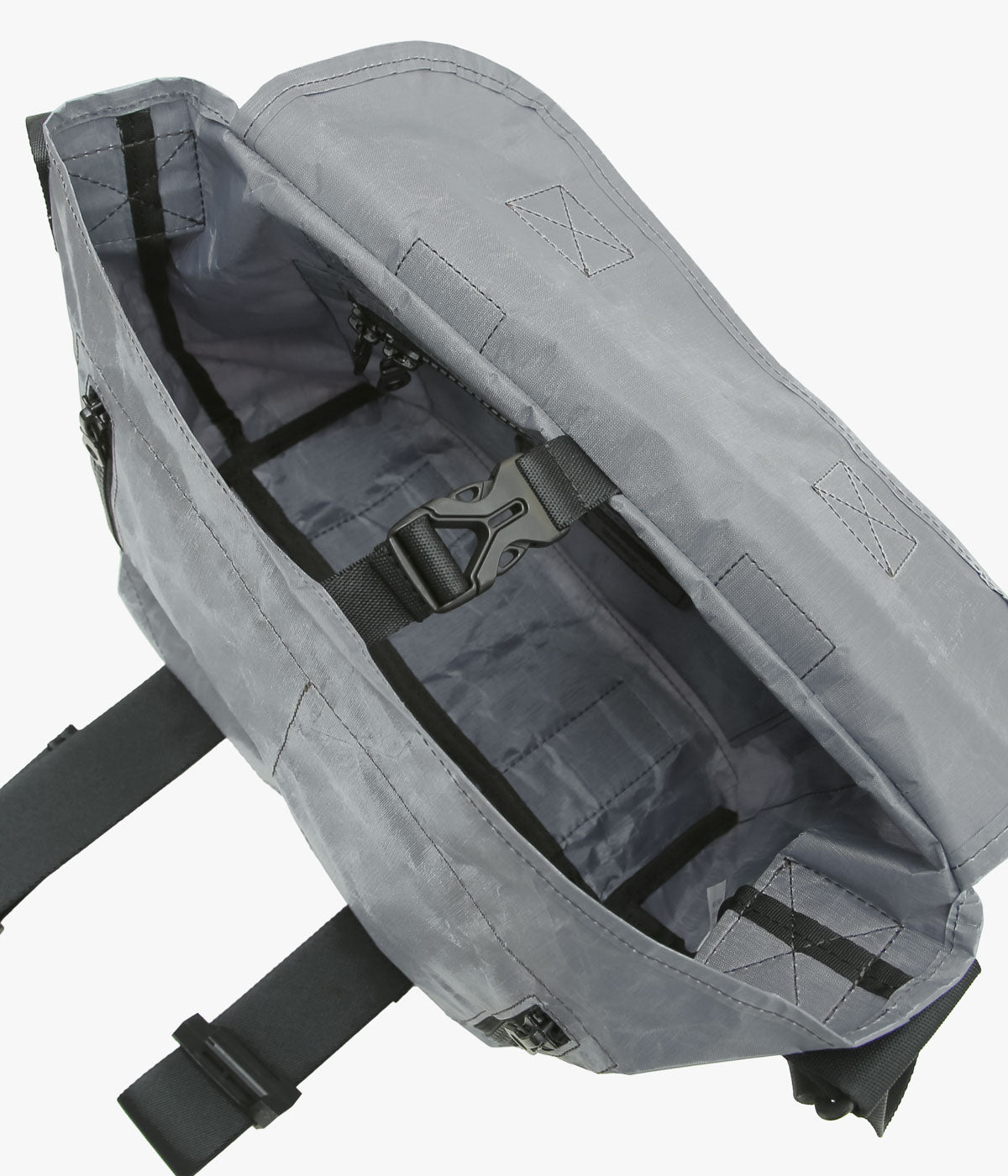 AMIACALVA ''DYNEEMA MESSANGER BAG (S)''(GRY)