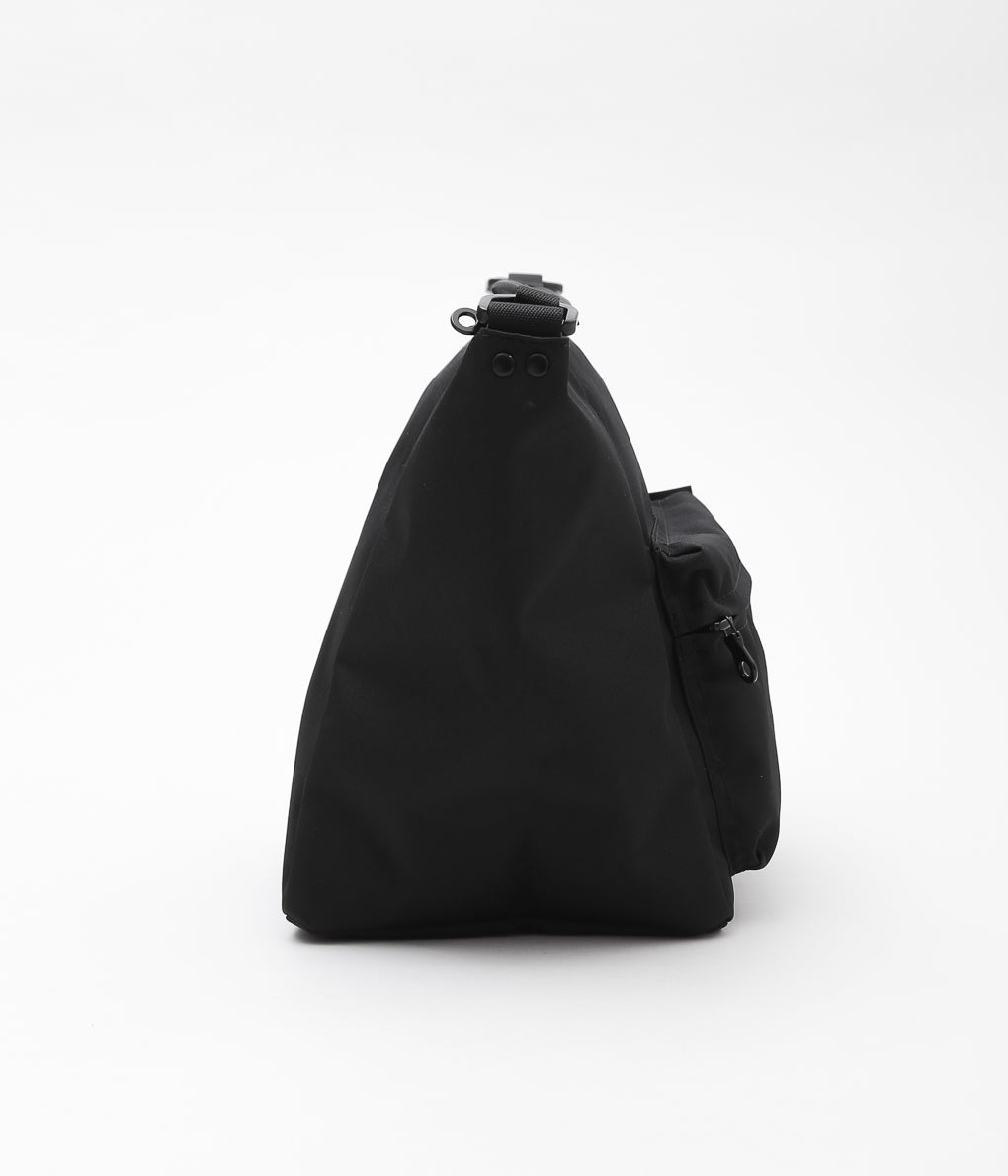 AMIACALVA ''RECYCLED CORDURA POLYESTER 2WAY SHOULDER(S)'' (BLACK)