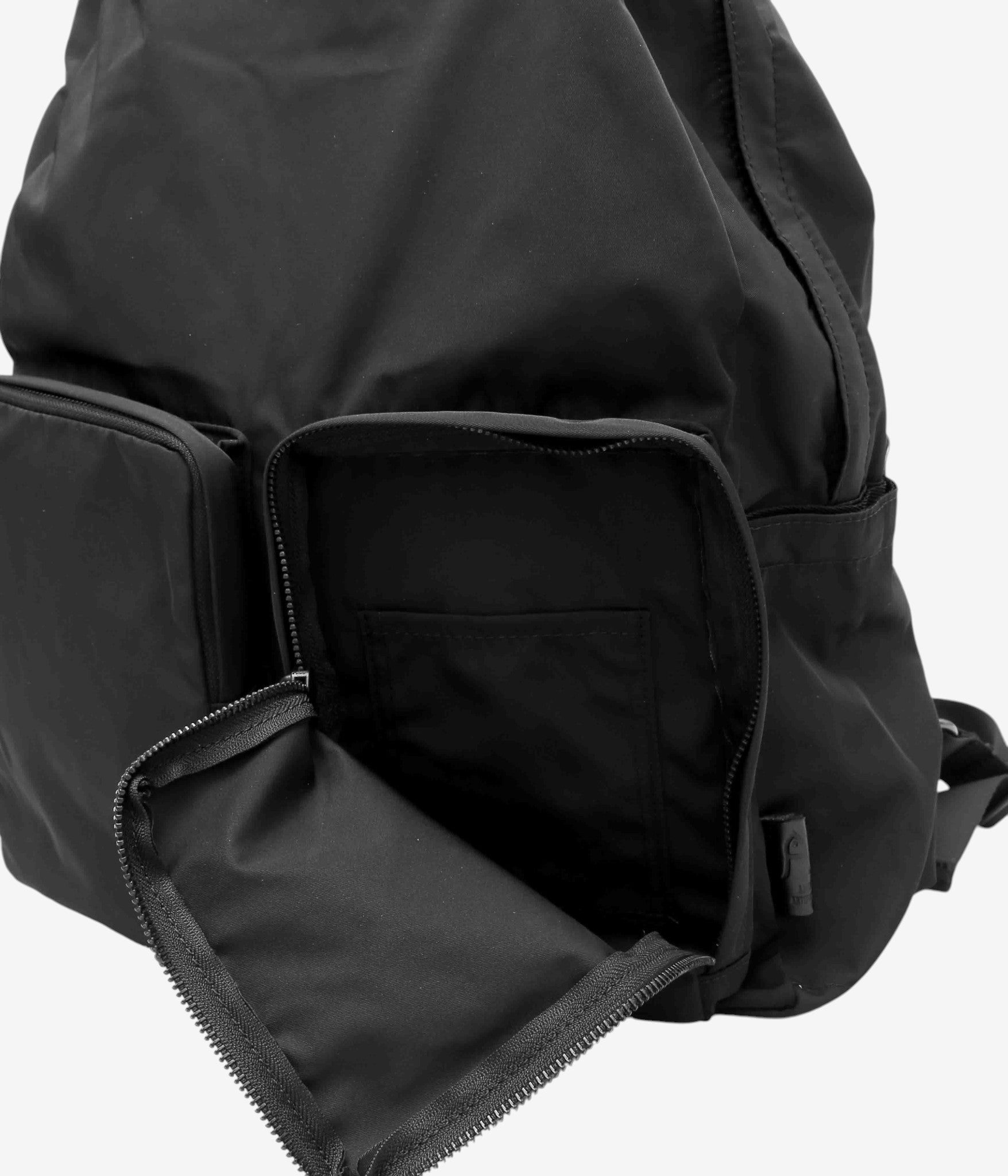 AMIACALVA ''GABARDINE BACKPACK'' (BLACK) – THE STORE BY MAIDENS