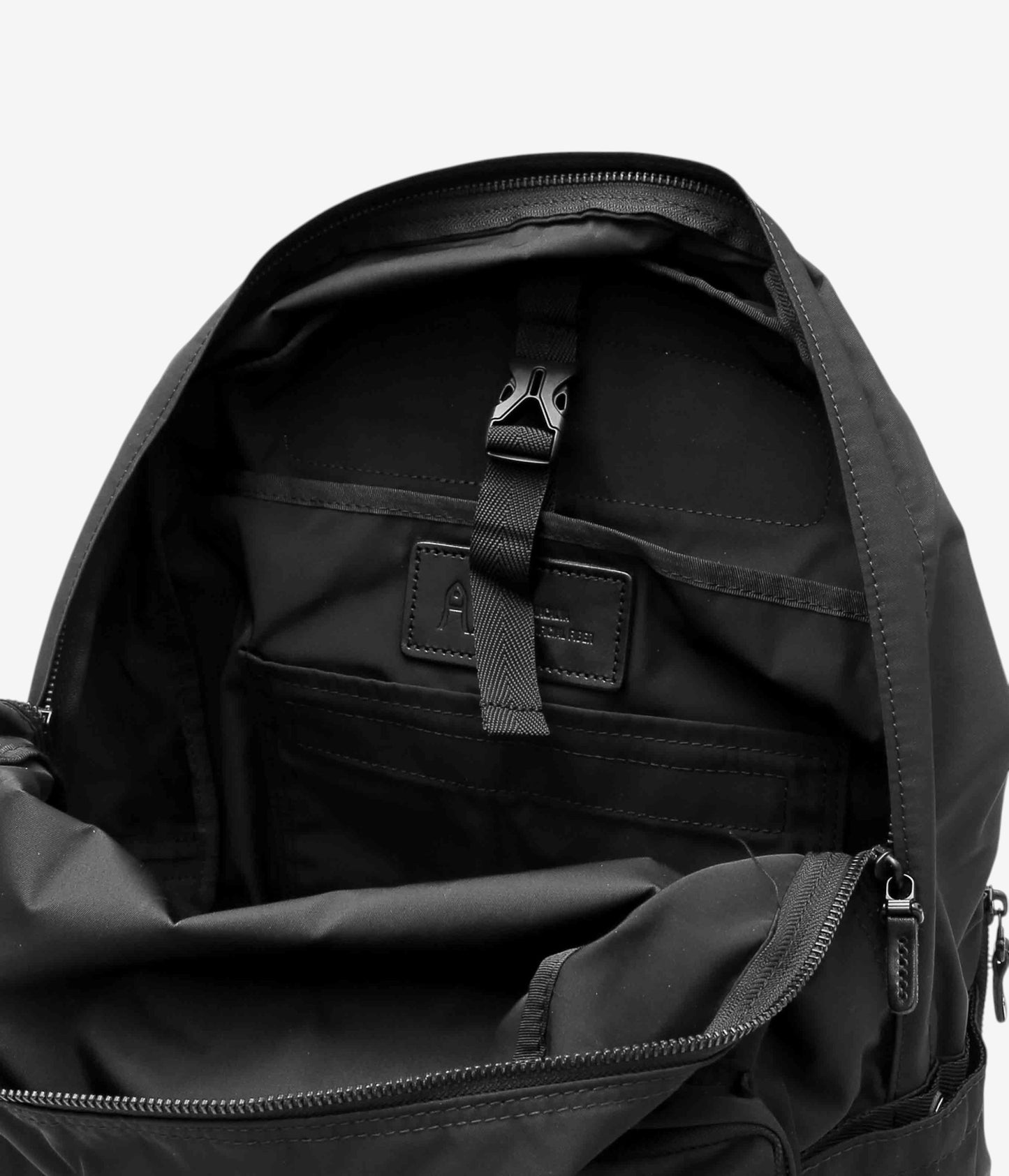 AMIACALVA ''GABARDINE BACKPACK'' (BLACK)