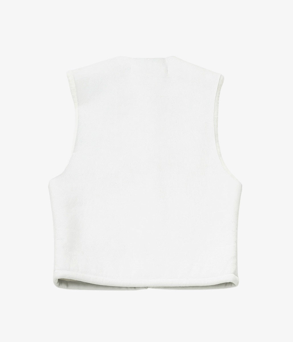 AT THE ''CLUB VEST'' CONTEST (NATURAL)