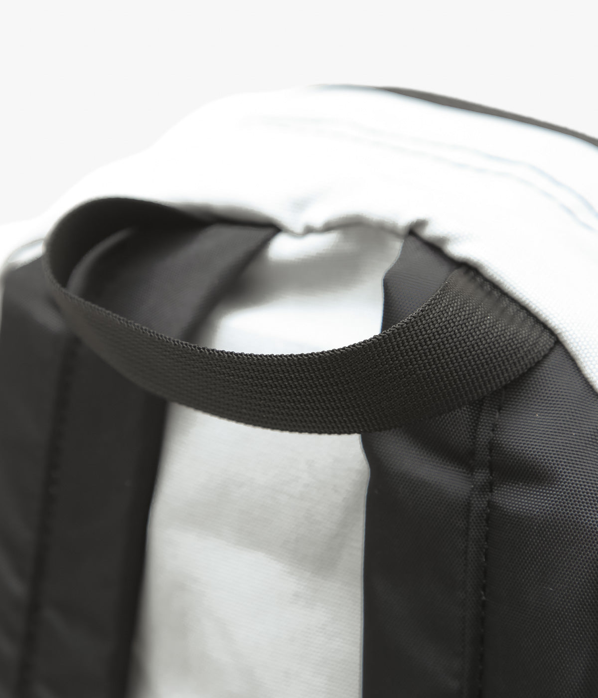 BATTLE LAKE ''RAINBOW DAYPACK(CANVAS)'' (CLOUD)