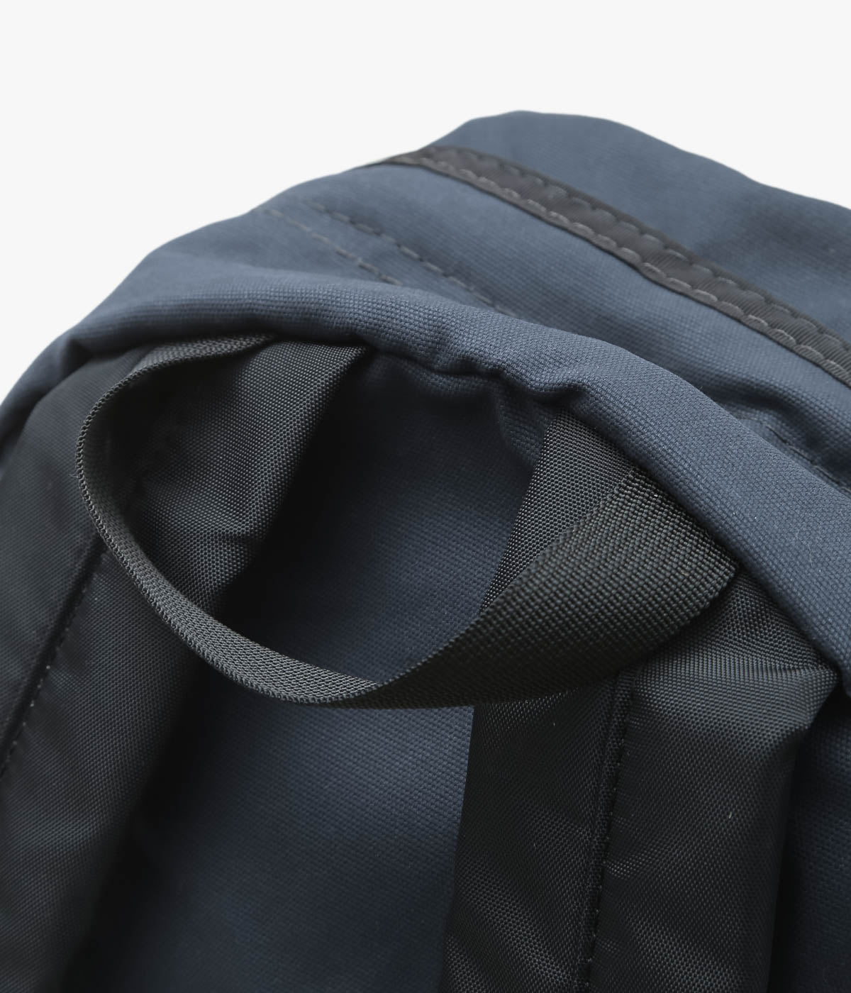 BATTLE LAKE ''RAINBOW DAYPACK(CANVAS)'' (NAVY)