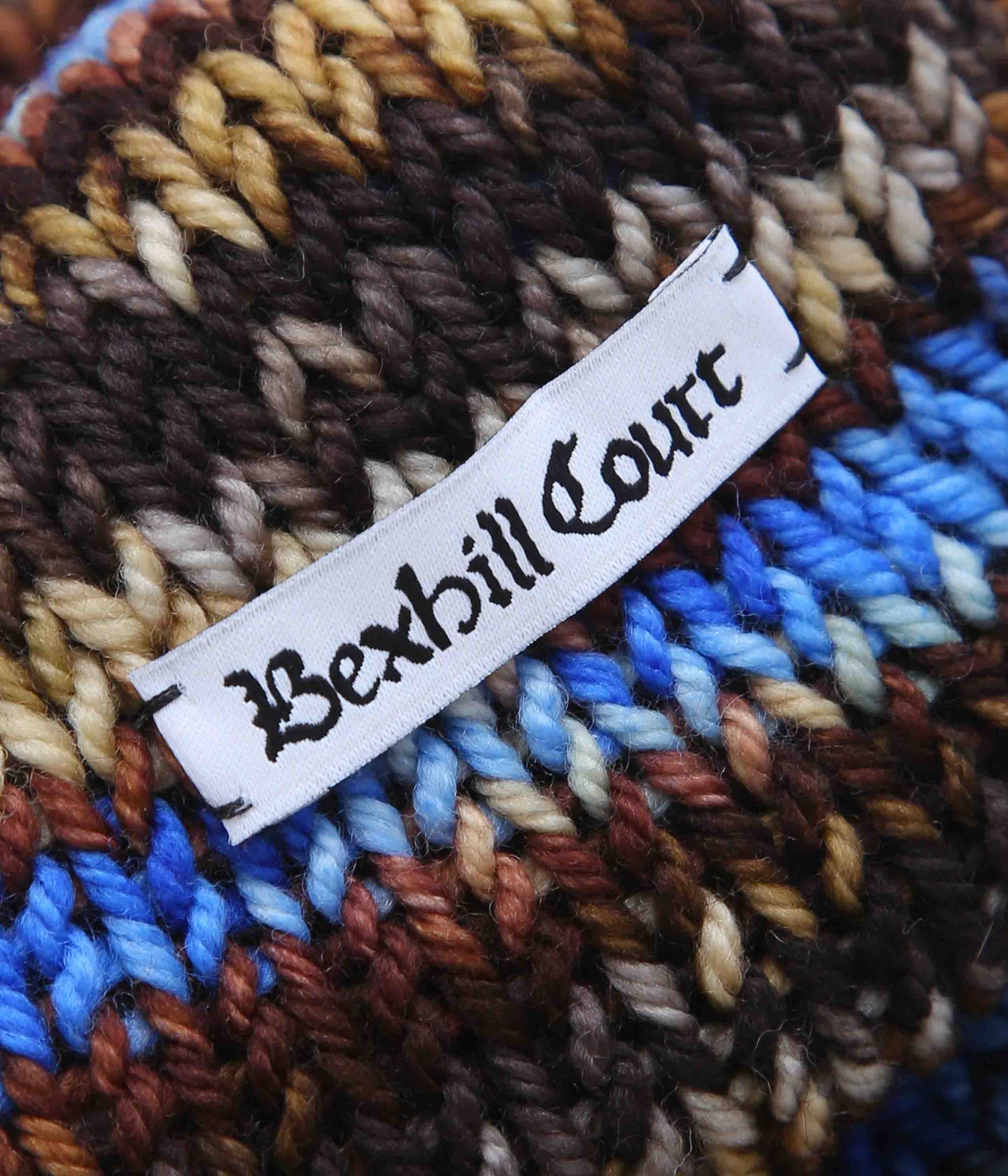 BEXHILL COURT ''CUFF BEANIE'' (CABIN FEVER)