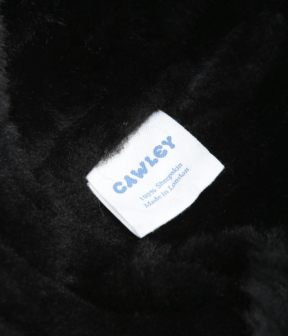 CAWLEY ''LEATHER BACK STRAIGHT HAIR SHEEPSKIN TRAPPER HAT'' (BLACK)