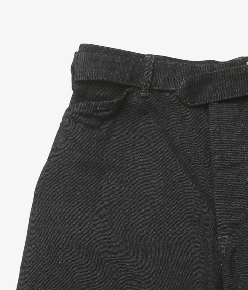 COMOLI ''ブラックデニム ベルテッドパンツ'' (BLACK)