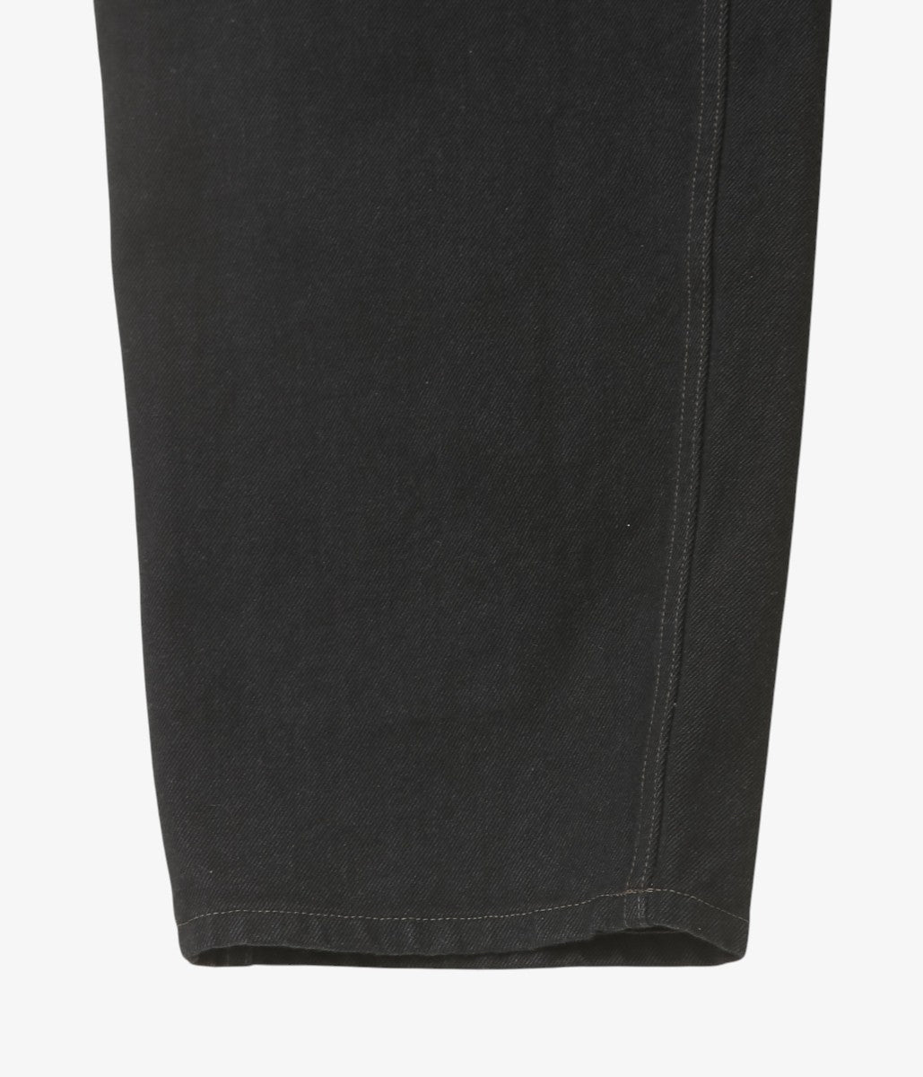 COMOLI ''ブラックデニム ベルテッドパンツ'' (BLACK)