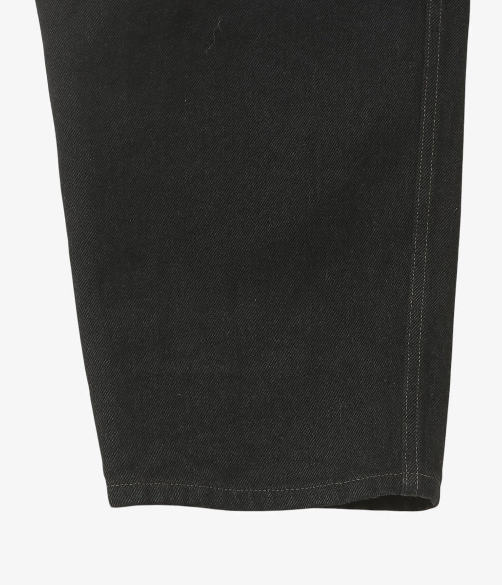 COMOLI ''ブラックデニム ベルテッドパンツ'' (BLACK)