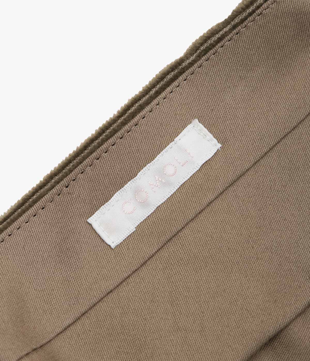 COMOLI Corduroy Piped Stem Pants (KHAKI)