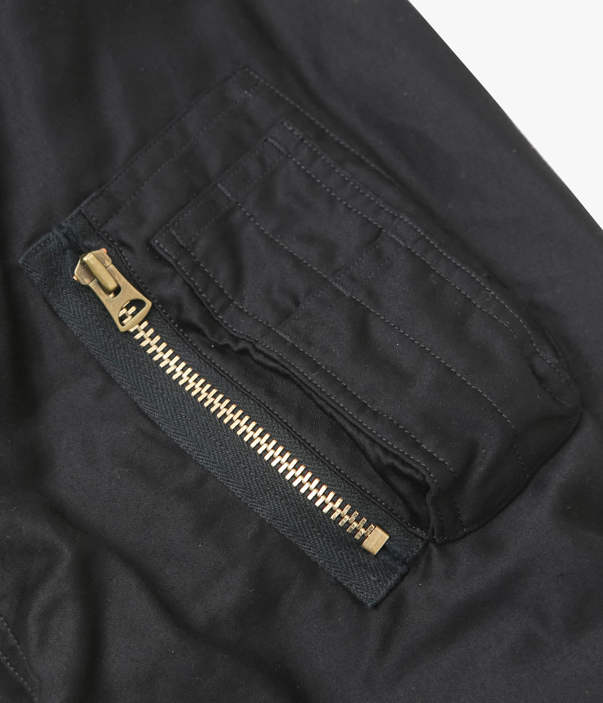 COMOLI ''リバーシブル フライトジャケット'' (BLACK)