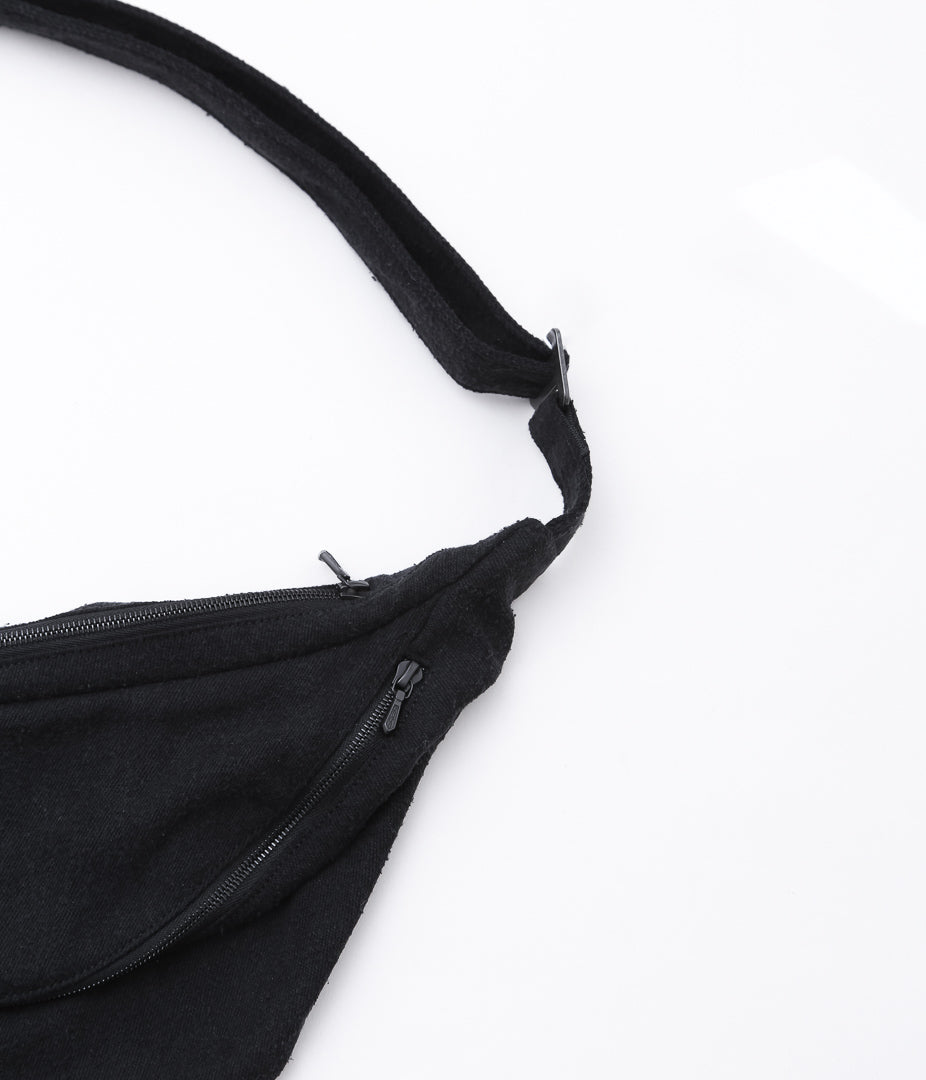 COMOLI ''シルクネップ ウエストバッグ'' (BLACK)