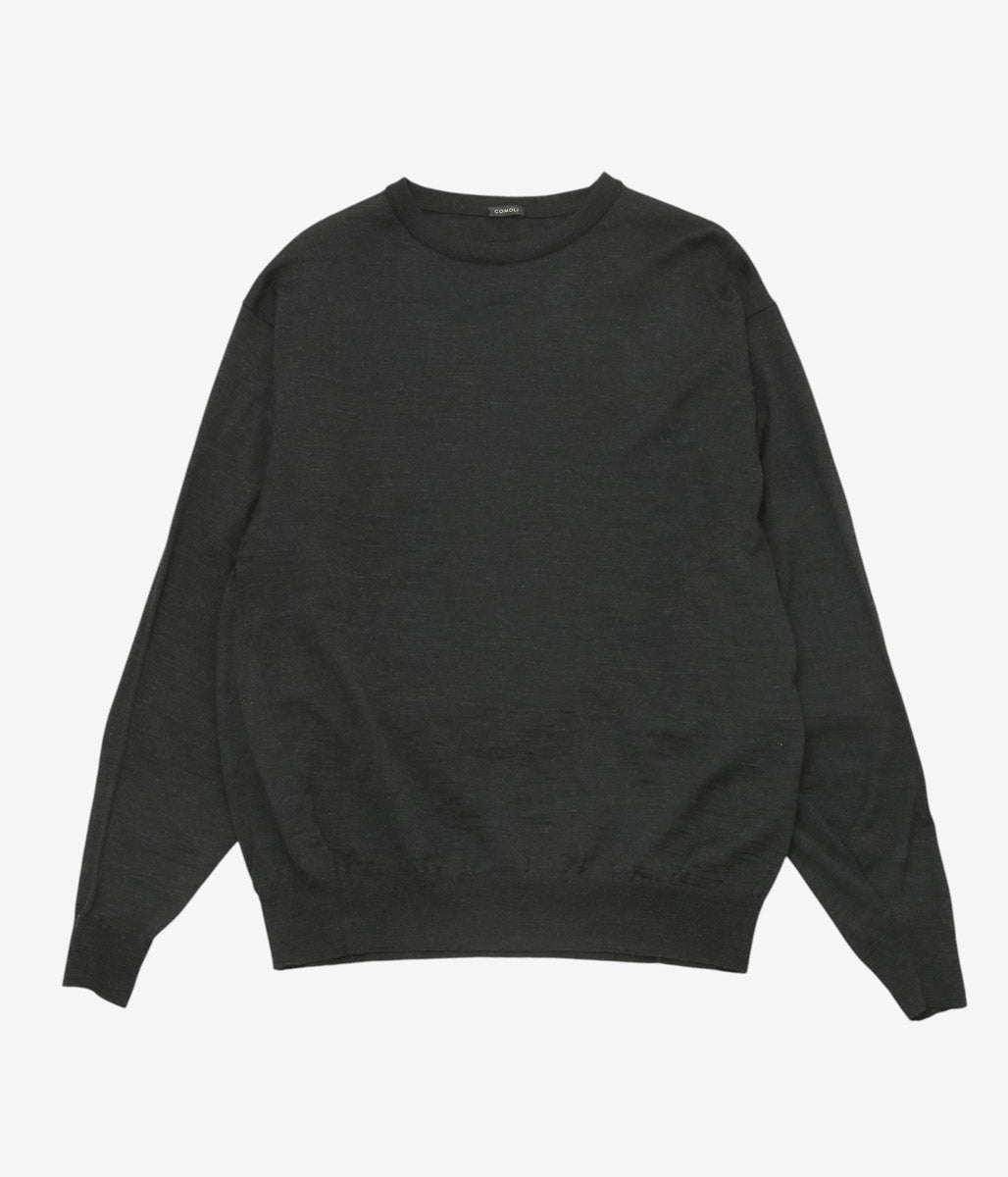 COMOLI "Wool Crew Neck Knit" (CHARCOAL)
