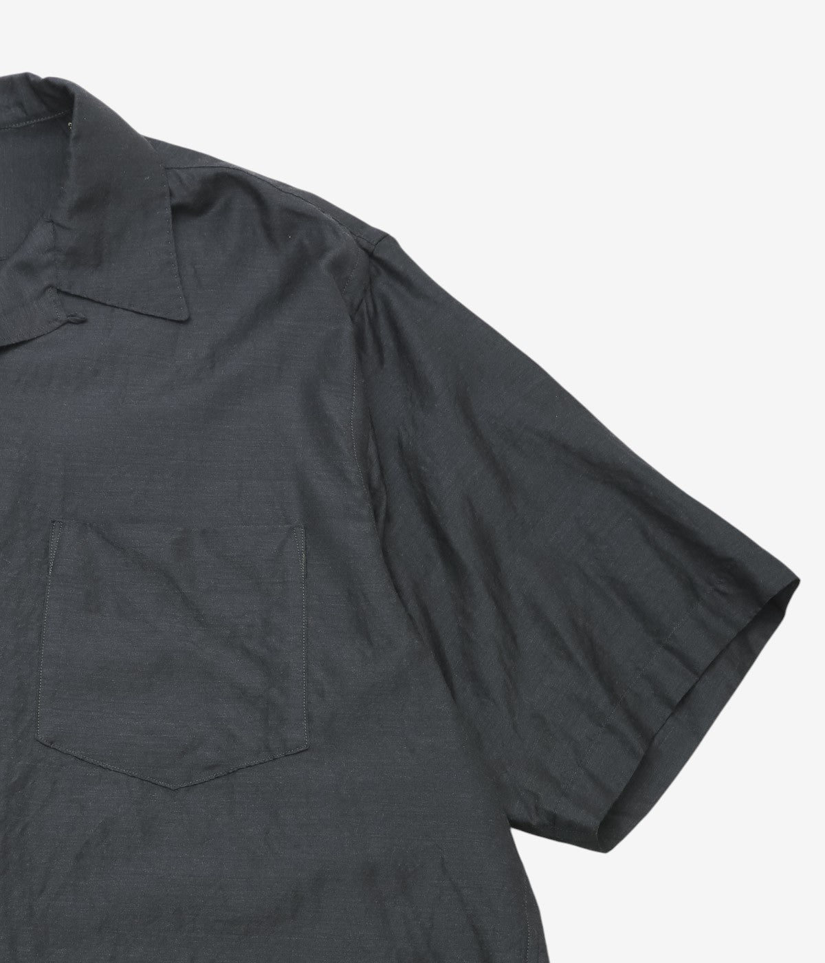 COMOLI ''ウールシルク 半袖オープンカラーシャツ'' (CHARCOAL)