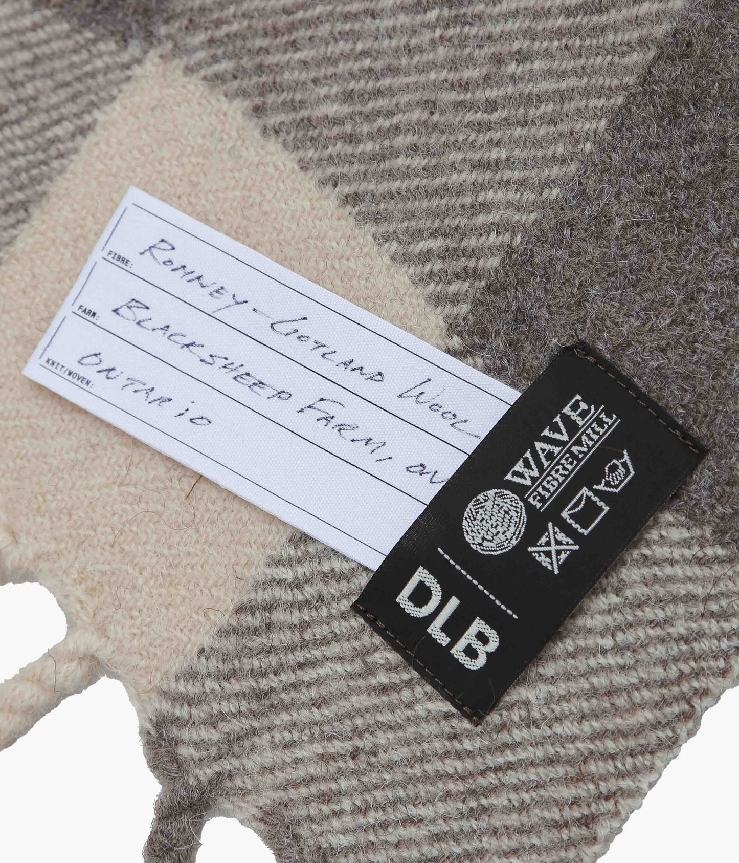 DANA LEE BROWN ''FELTED BLANKET SCARF'' (SHEEP'S GREY)