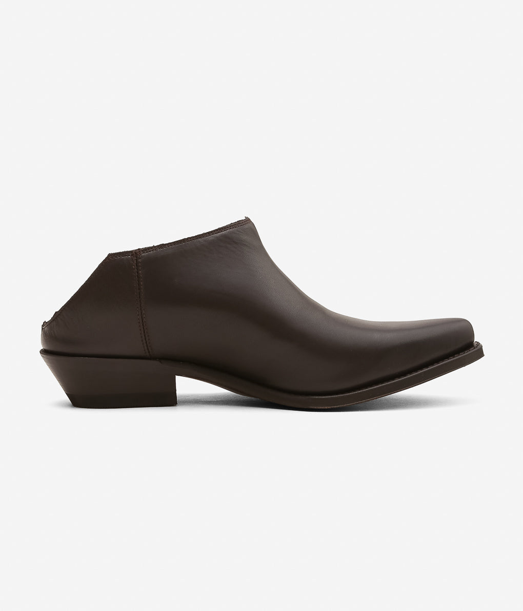 GABRIELA COLL GARMENTS ''NO.130 SENDRA CROPPED BOOTS'' (BROWN)