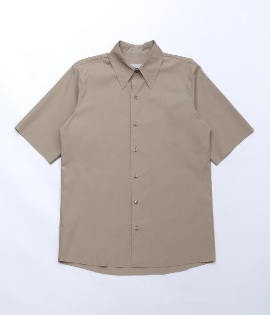GABRIELA COLL GARMENTS ''NO.307 POPLIN SHORT SLEEVE SHIRT'' (BEIGE)