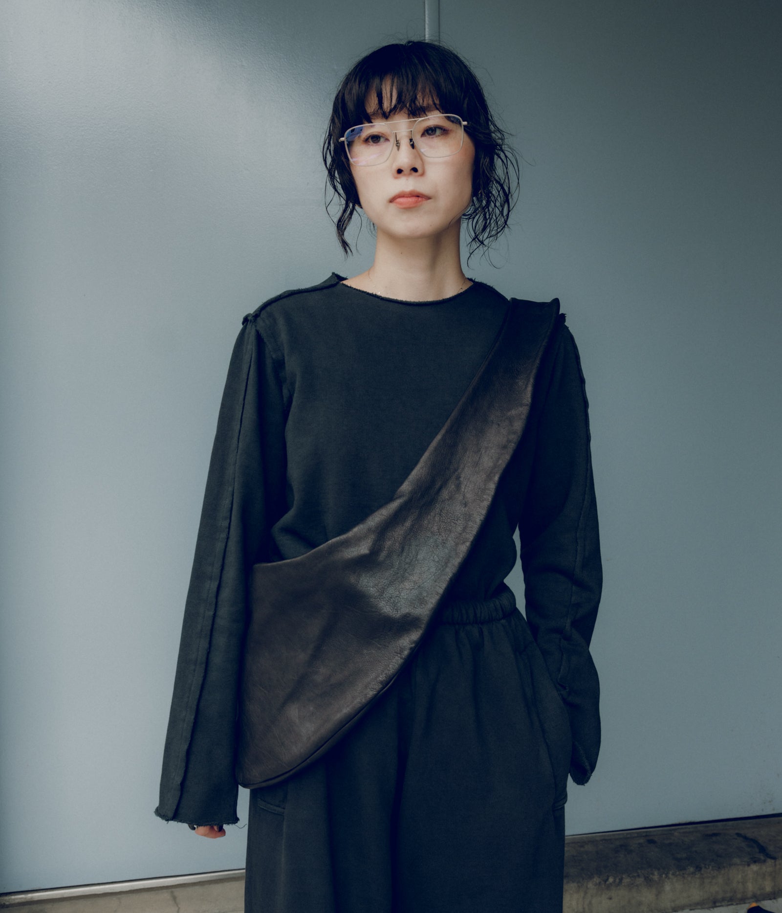 GABRIELA COLL GARMENTS ''NO.317 ORGANIC COTTON FLEECE TOP'' (BLACK