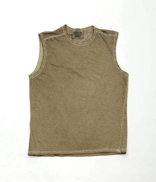 GABRIELA COLL GARMENTS ''NO.33 ORGANIC COTTON SLEEVELESS T-SHIRT'' (OFF GREEN)