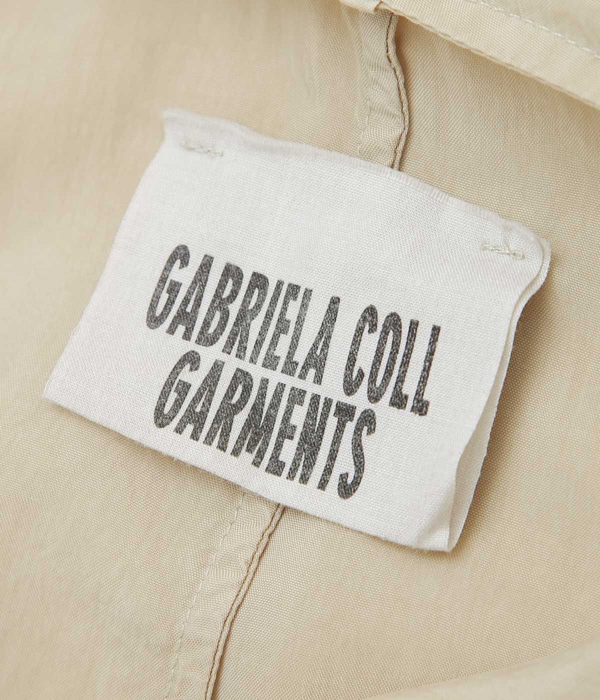 GABRIELA COLL GARMENTS ''NO.335 CUPRO SLEEVELESS HOODED ZIPPER TOP'' (STONE)