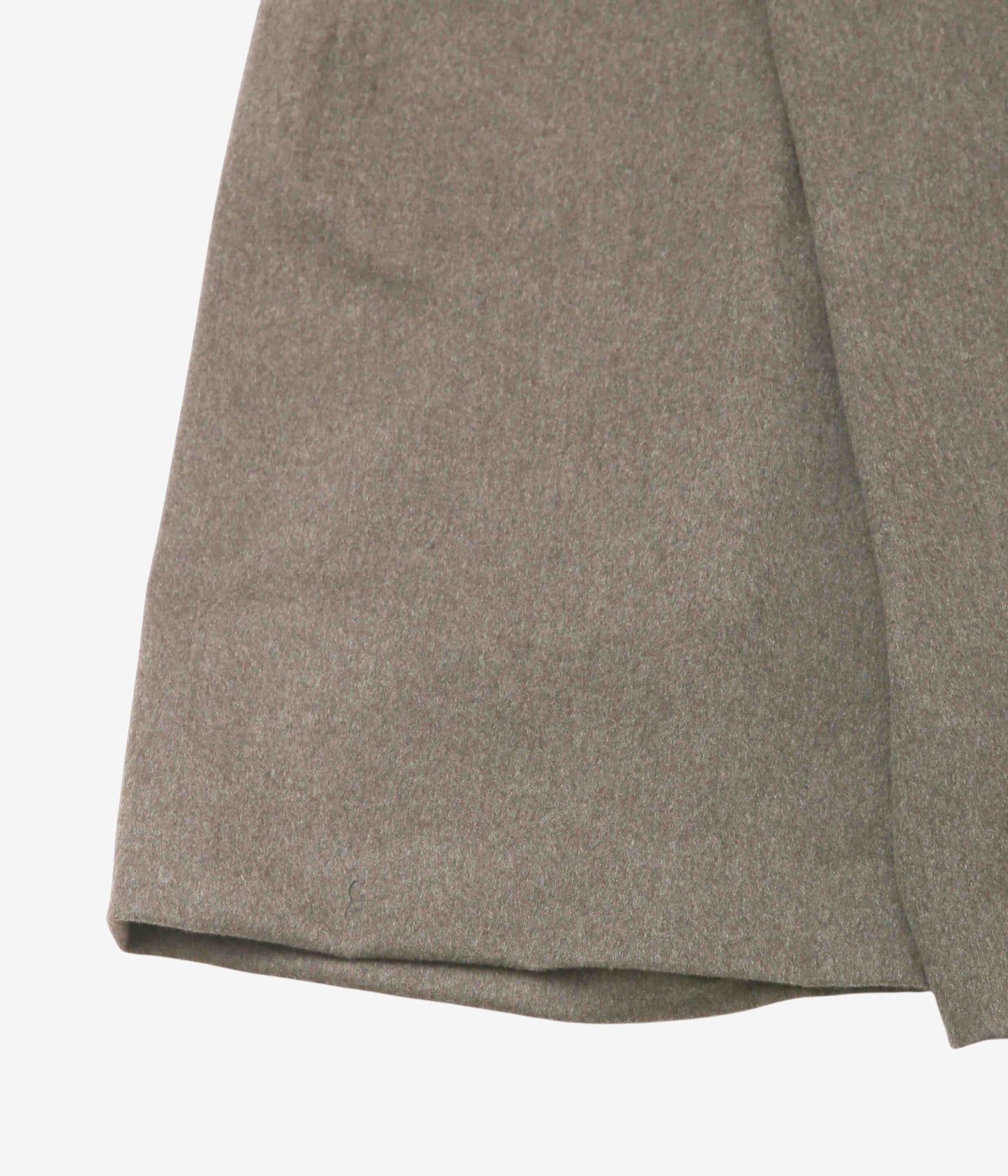 GABRIELA COLL GARMENTS "NO.342 HEAVY WOOL CROSSED SHORT TROUSERS" (DUST)