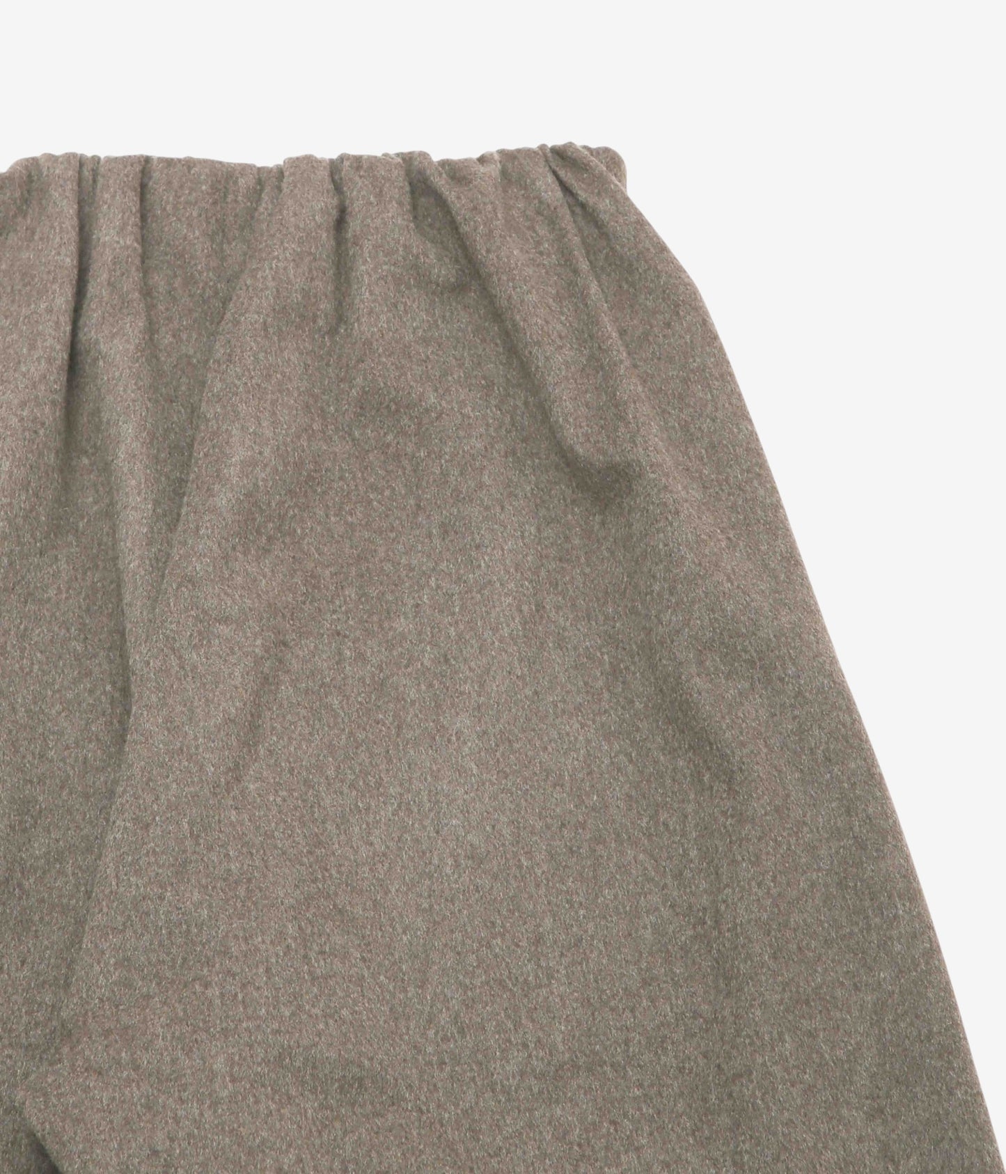 GABRIELA COLL GARMENTS "NO.342 HEAVY WOOL CROSSED SHORT TROUSERS" (DUST)