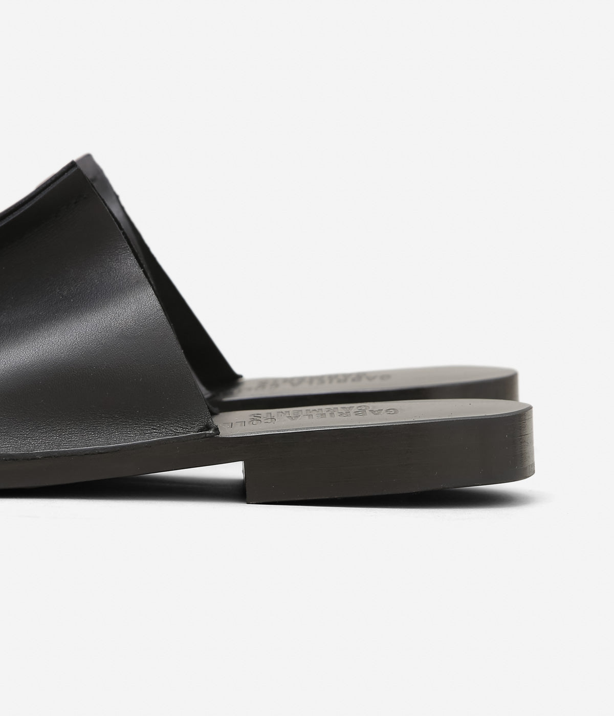 GABRIELA COLL GARMENTS ''NO.7 LEATHER OPEN TOE BABOUCHE'' (BLACK)