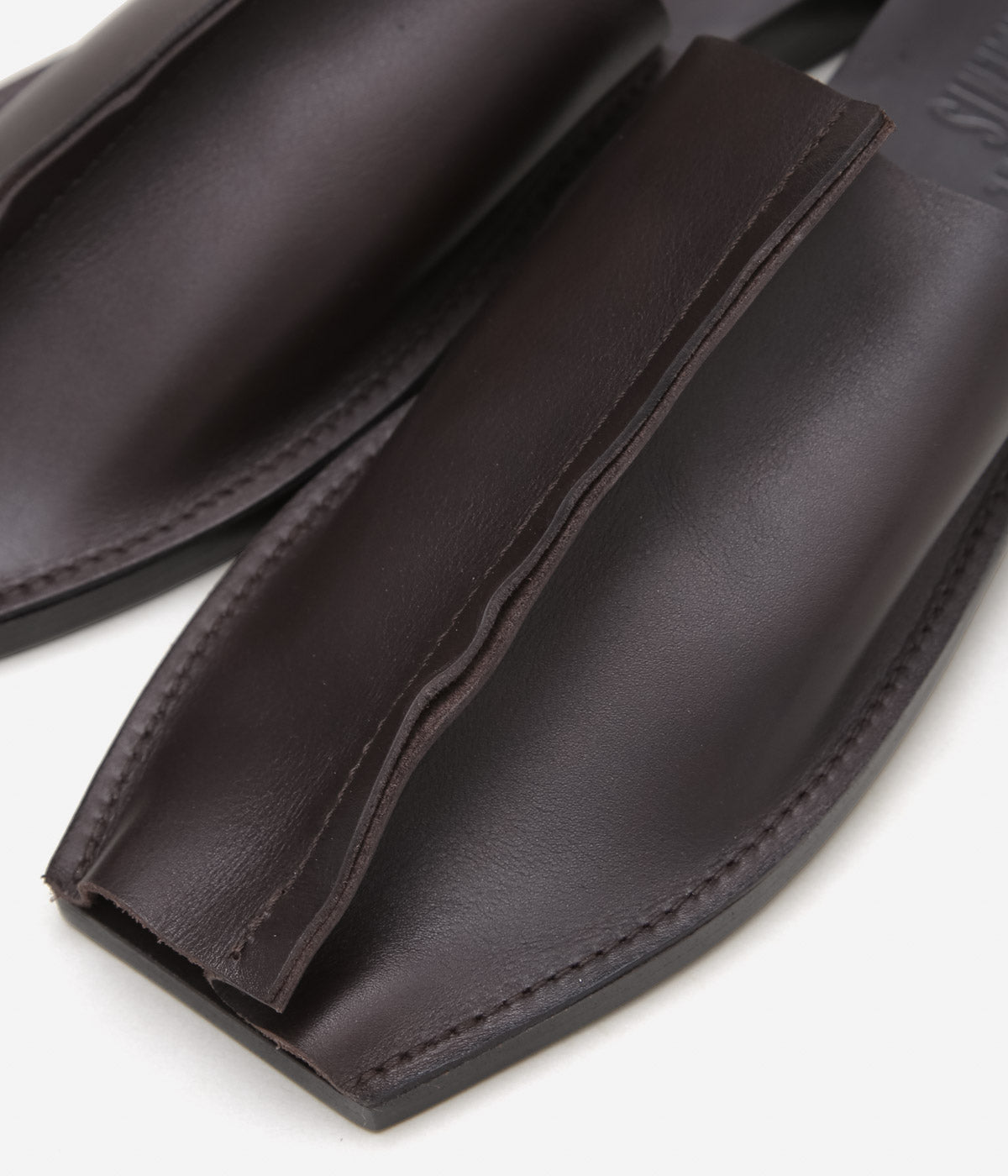 GABRIELA COLL GARMENTS ''NO.7 LEATHER OPEN TOE BABOUCHE'' (BROWN)