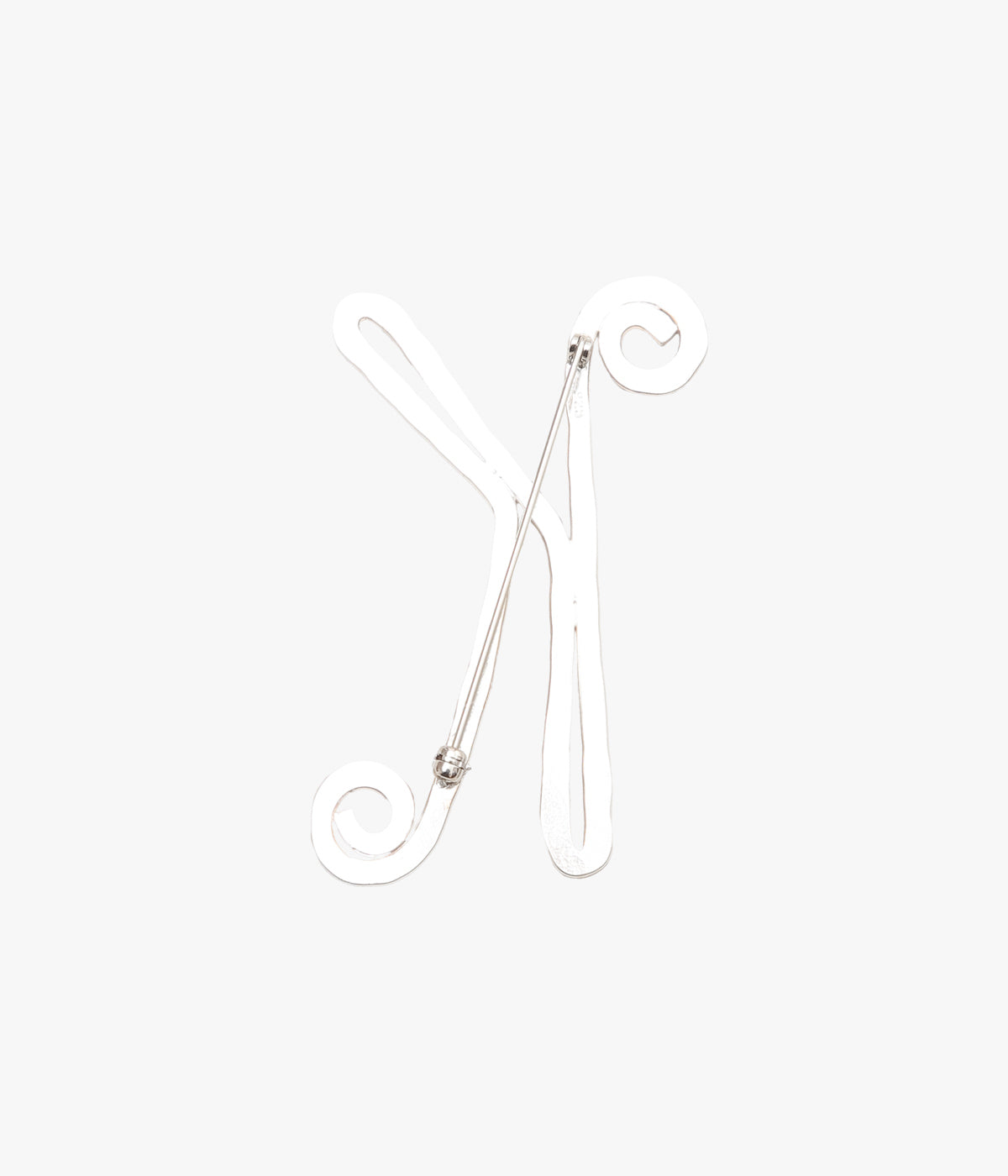 GEORGIA O'KEEFFE MUSEUM ''GEORGIA O'KEEFFE BROOCH "K"'' (SILVER)