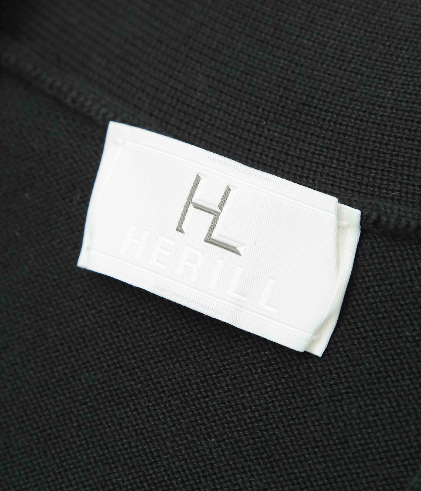 HERILL ''WEST INDIAN SEAISLAND CARDIGAN'' (BLACK)