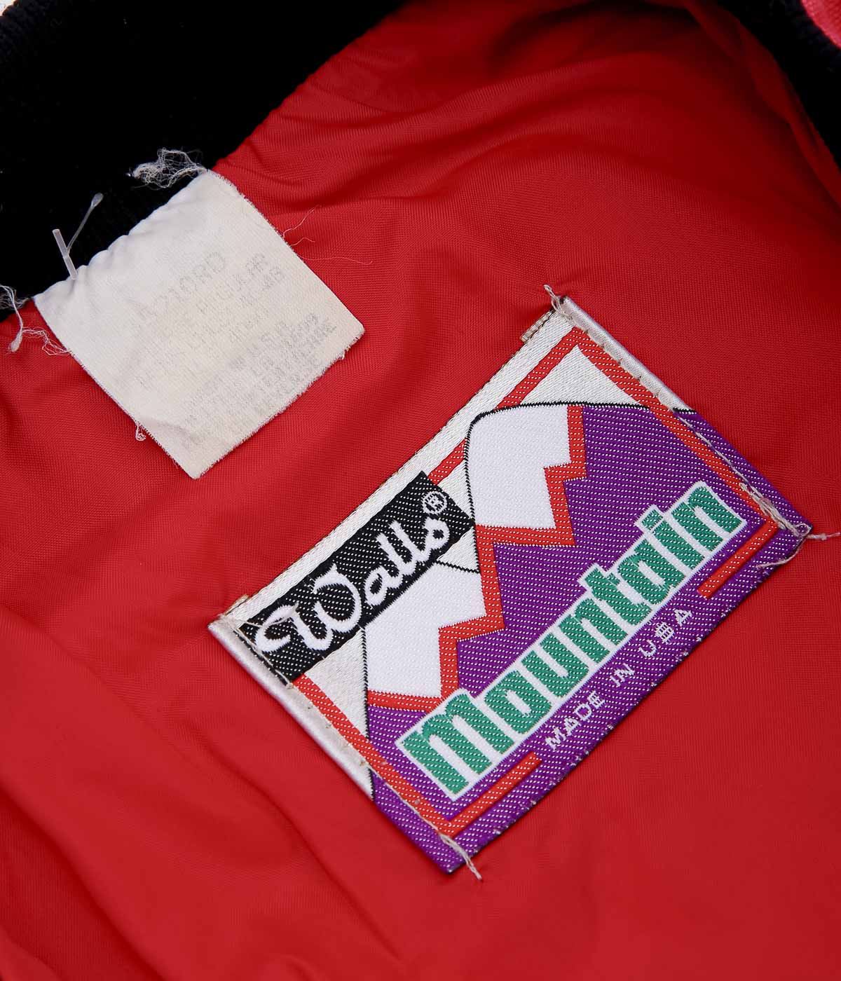 IMAGE CLUB LIMITED"WALLS MOUNTAIN NATIVE BLOUSON"(RED)
