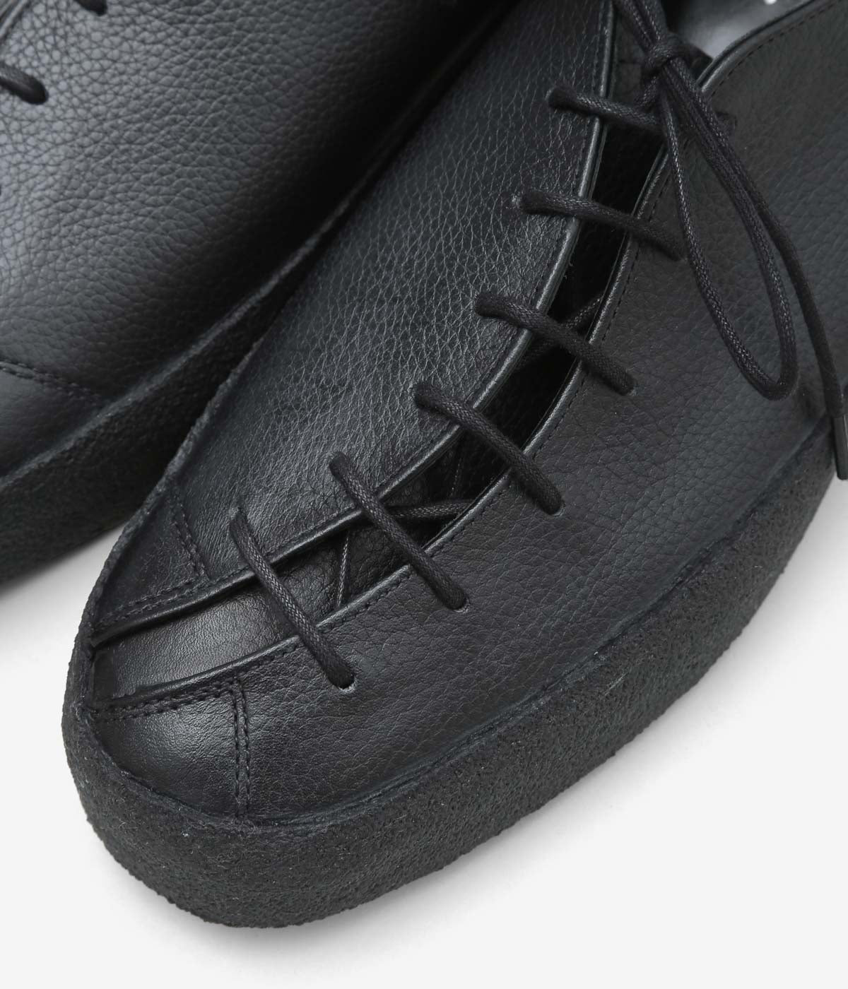 JAMES COWARD "BANANA SHOE" (BLACK GRAIN)