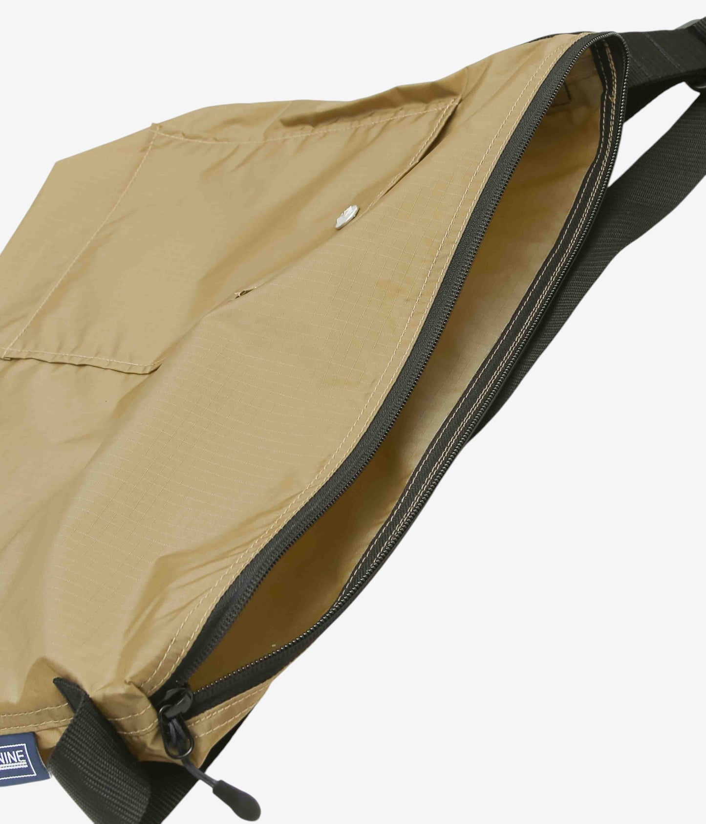 JULY NINE ''SEQUEL WITH POCKET'' (BEIGE)